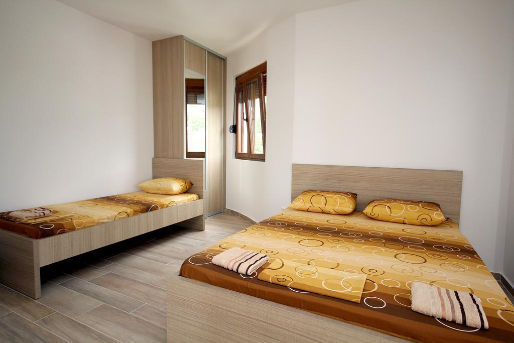 Apartments Md Lux Sutomore Habitación foto